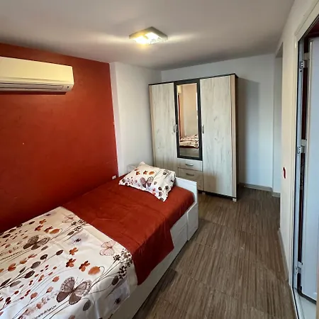 Guest Comfort 2 Center *